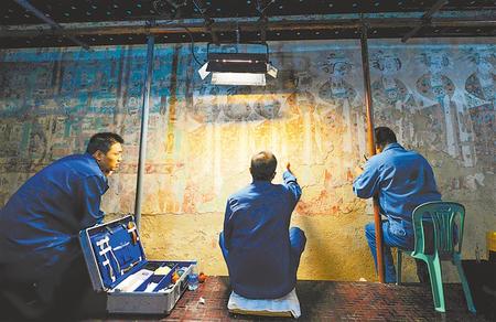 莫高窟記得，“飛天”記得…… ——敦煌研究院文物保護利用群體素描