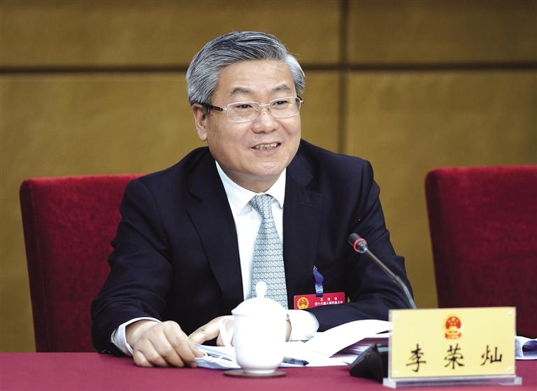 李榮燦在參加城關(guān)代表團審議時強調(diào) 打造宜居宜業(yè)宜游品質(zhì)區(qū) 努力為全面建設(shè)現(xiàn)代化中心城市作更大貢獻