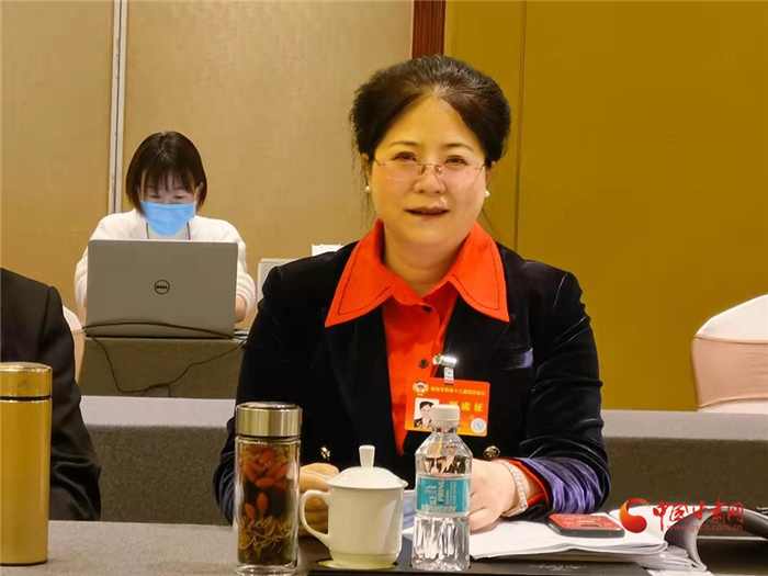 【聚焦2021甘肅兩會(huì)】住甘全國(guó)政協(xié)委員張萍：政府要開(kāi)門納策 服務(wù)中小微企業(yè)