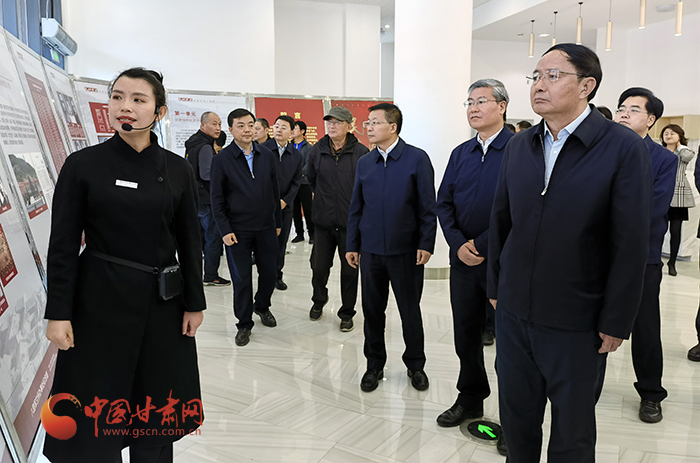 “學(xué)黨史、頌黨恩、跟黨走——紅色文化進(jìn)校園”活動(dòng)在蘭舉行 歐陽堅(jiān)李榮燦出席（圖）