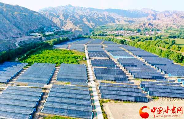 【奮斗百年路 啟航新征程 脫貧攻堅答卷】以村為家，把貧困戶當家人——記全國脫貧攻堅先進個人錢有