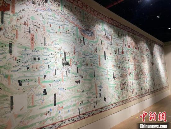 圖為展覽現(xiàn)場?！〗瓧顭?攝