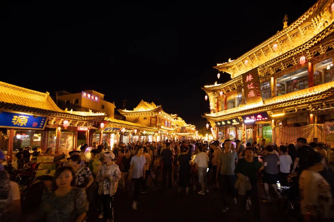 古風(fēng)、華美、浪漫、美味……現(xiàn)實版“清明上河圖”，就在這里！