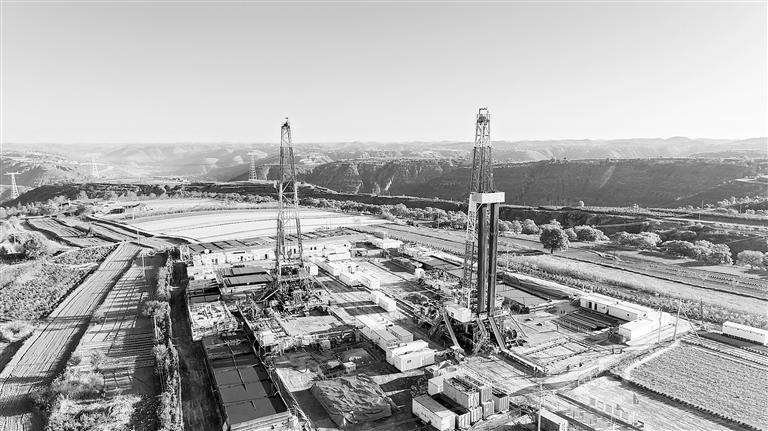 慶陽建成千萬噸油氣生產(chǎn)基地 頁(yè)巖油產(chǎn)量186萬噸位居全國(guó)第一