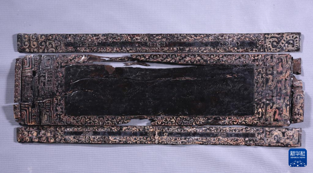 江西樟樹(shù)市國(guó)字山戰(zhàn)國(guó)墓葬出土漆瑟（資料圖）。