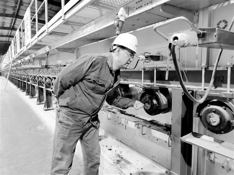 高溫下的堅(jiān)守，讓世界變得更“透明”